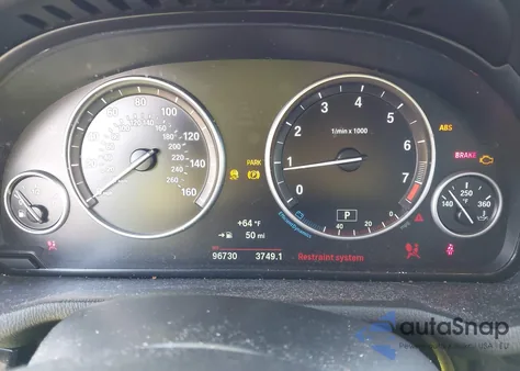 2015 BMW X3 xDrive28I z USA, uszkodzony, nr VIN 5UXWX9C50F0D57447